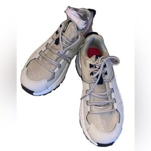 The North Face Trail Escape Crest II Women’s Running Shoes Size 8.5 New